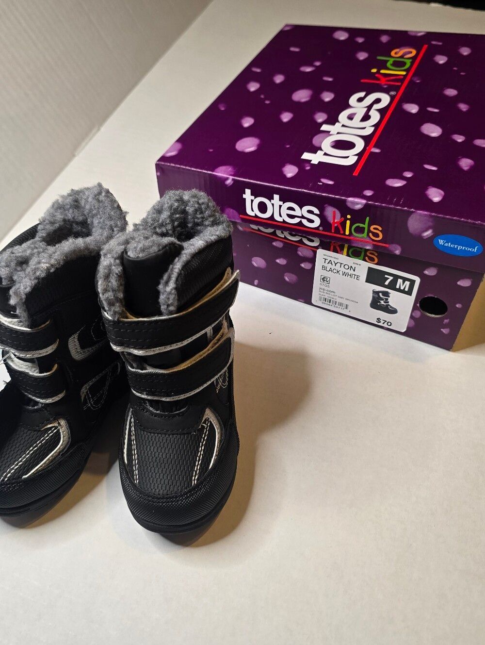 Totes toddler snow boots New Size 7M
